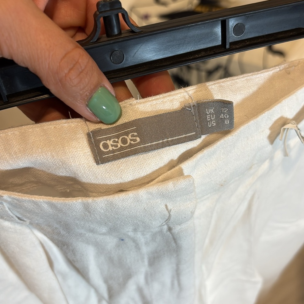 ASOS white pants - Picture 3 of 3